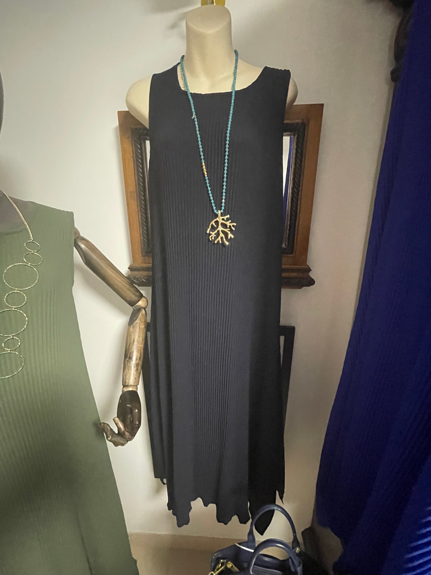 Long dress with neckpiece