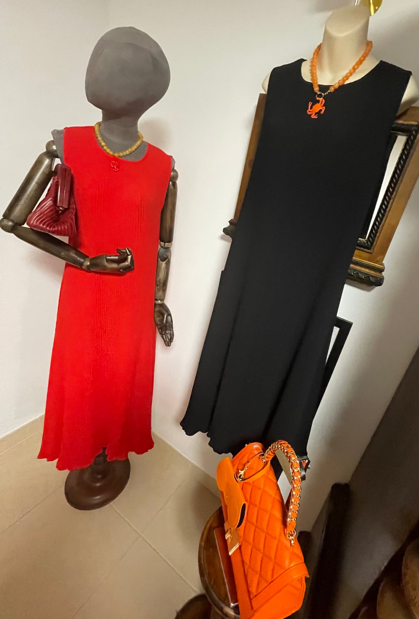 Long dress with neckpiece