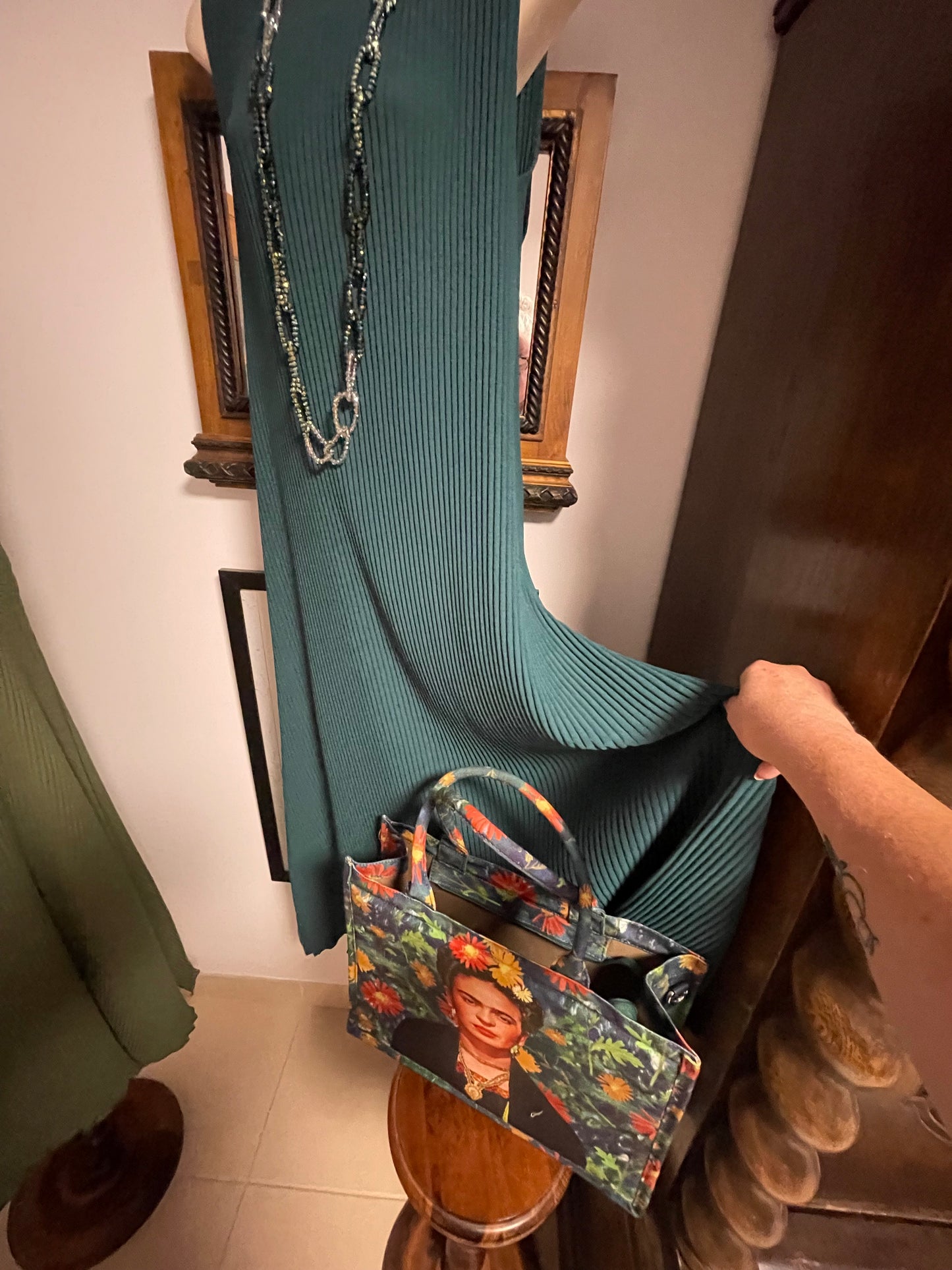 Long dress with neckpiece