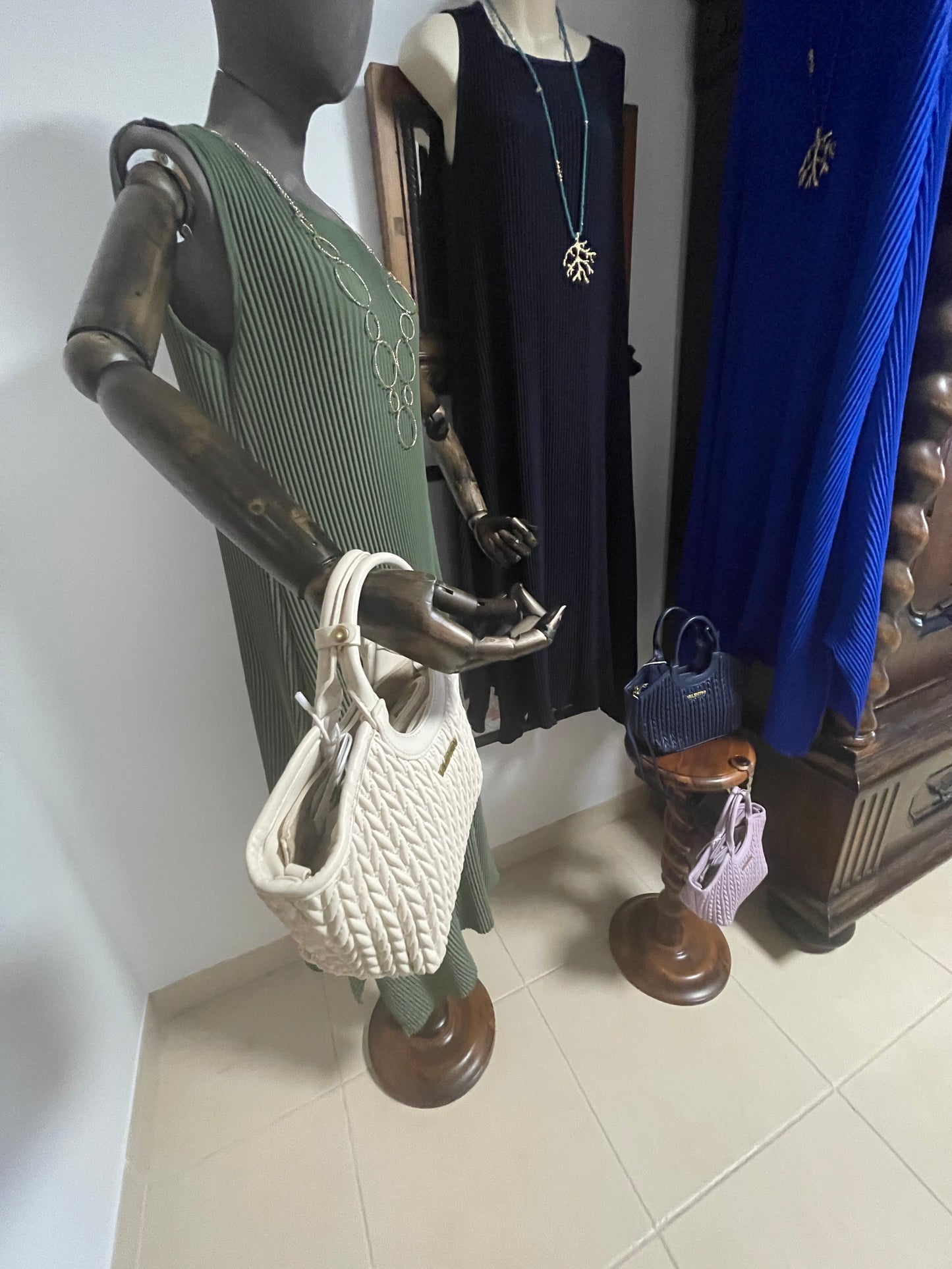 Long dress with neckpiece