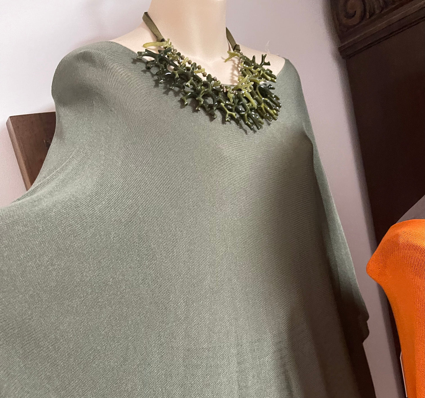 Fine knit batwing sleeve jumper