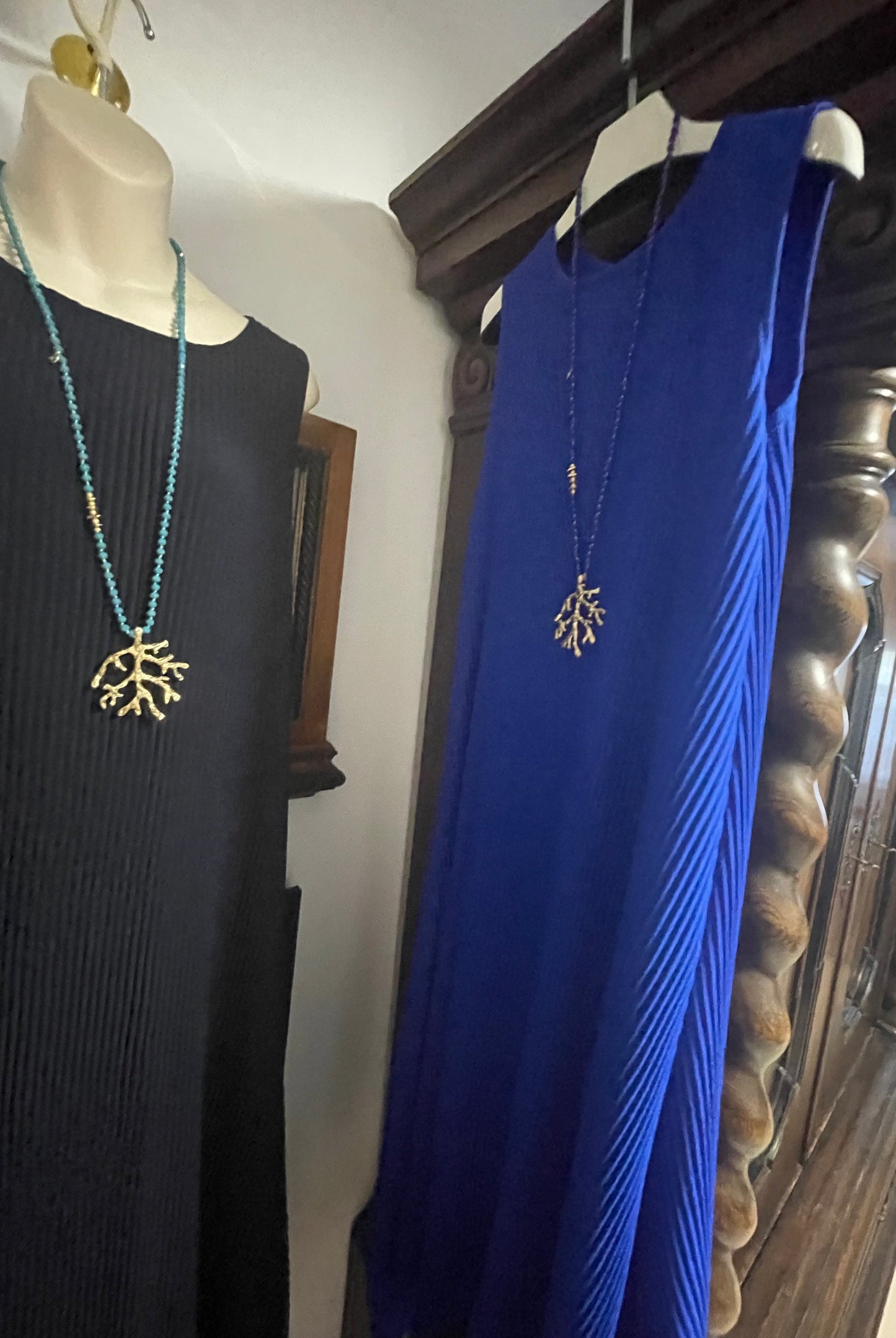 Long dress with neckpiece