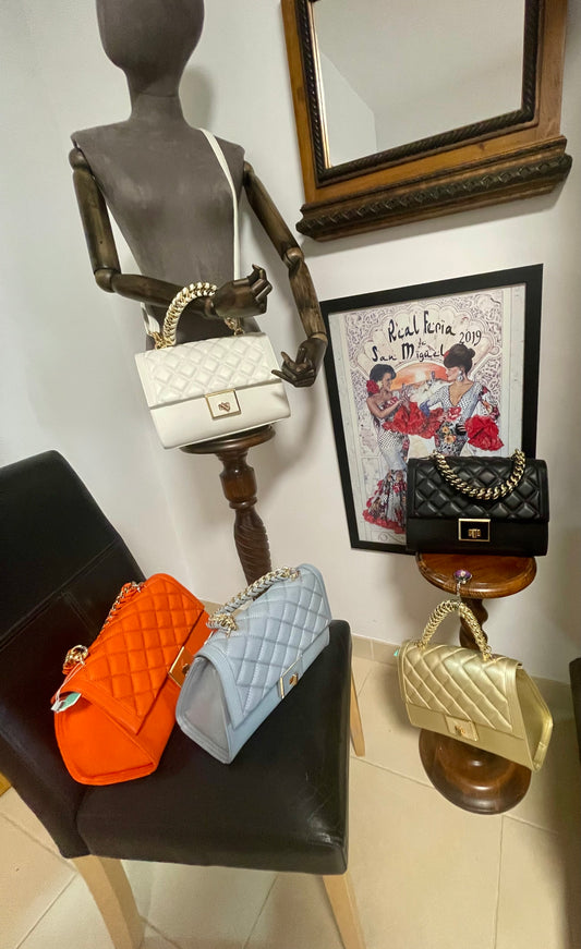 Structured handbags