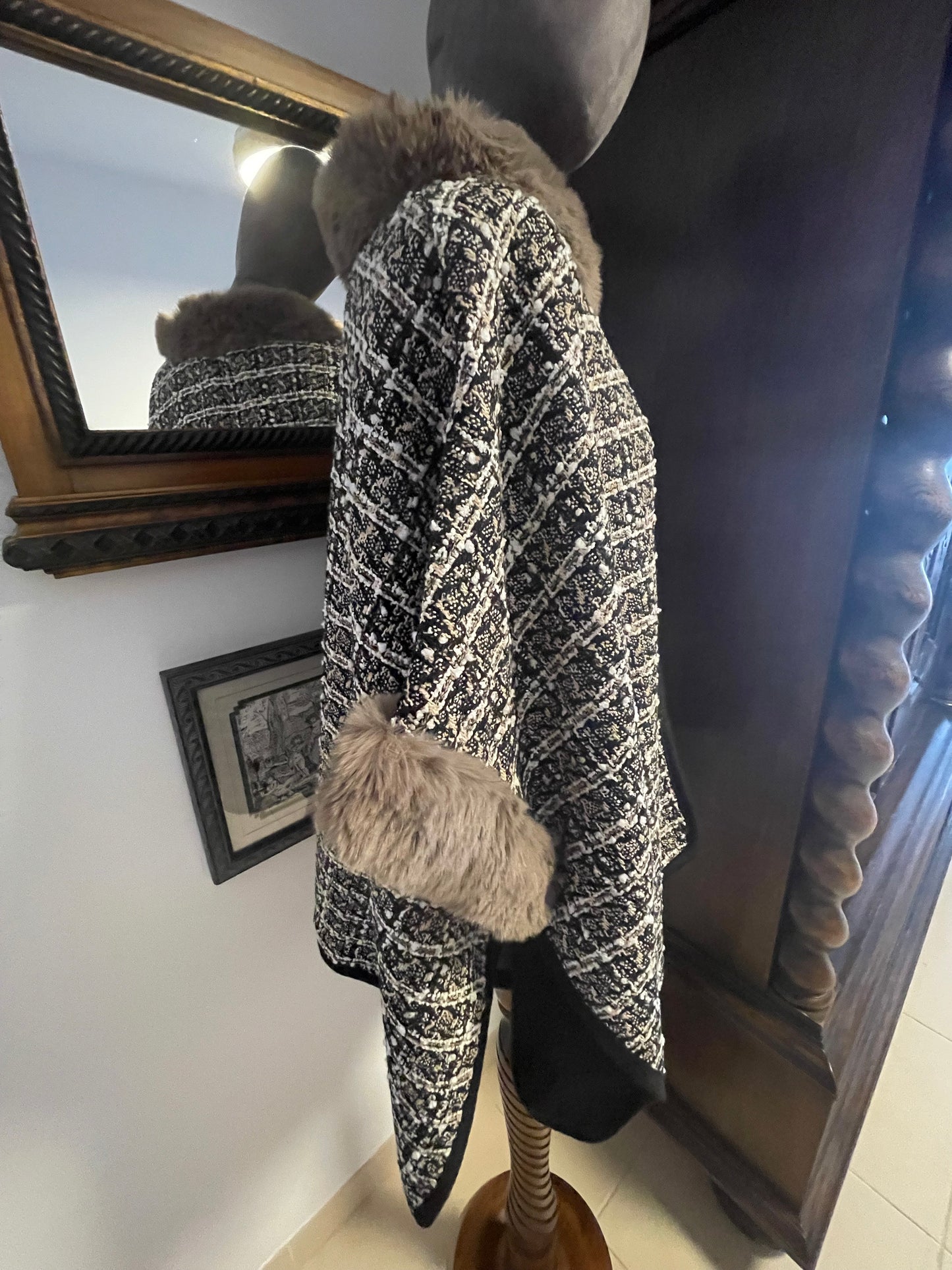 Grey faux fur and tweed cape