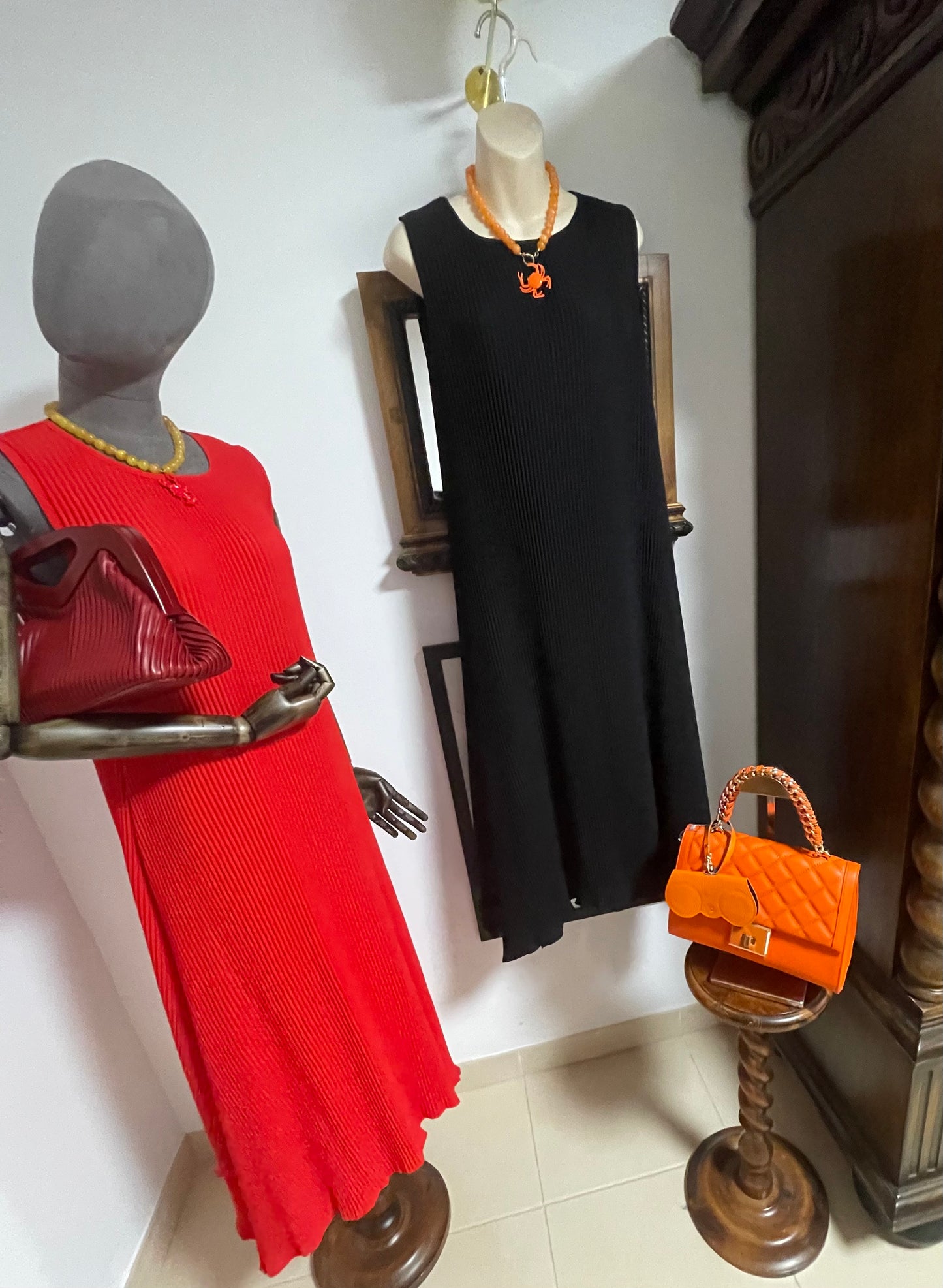 Long dress with neckpiece
