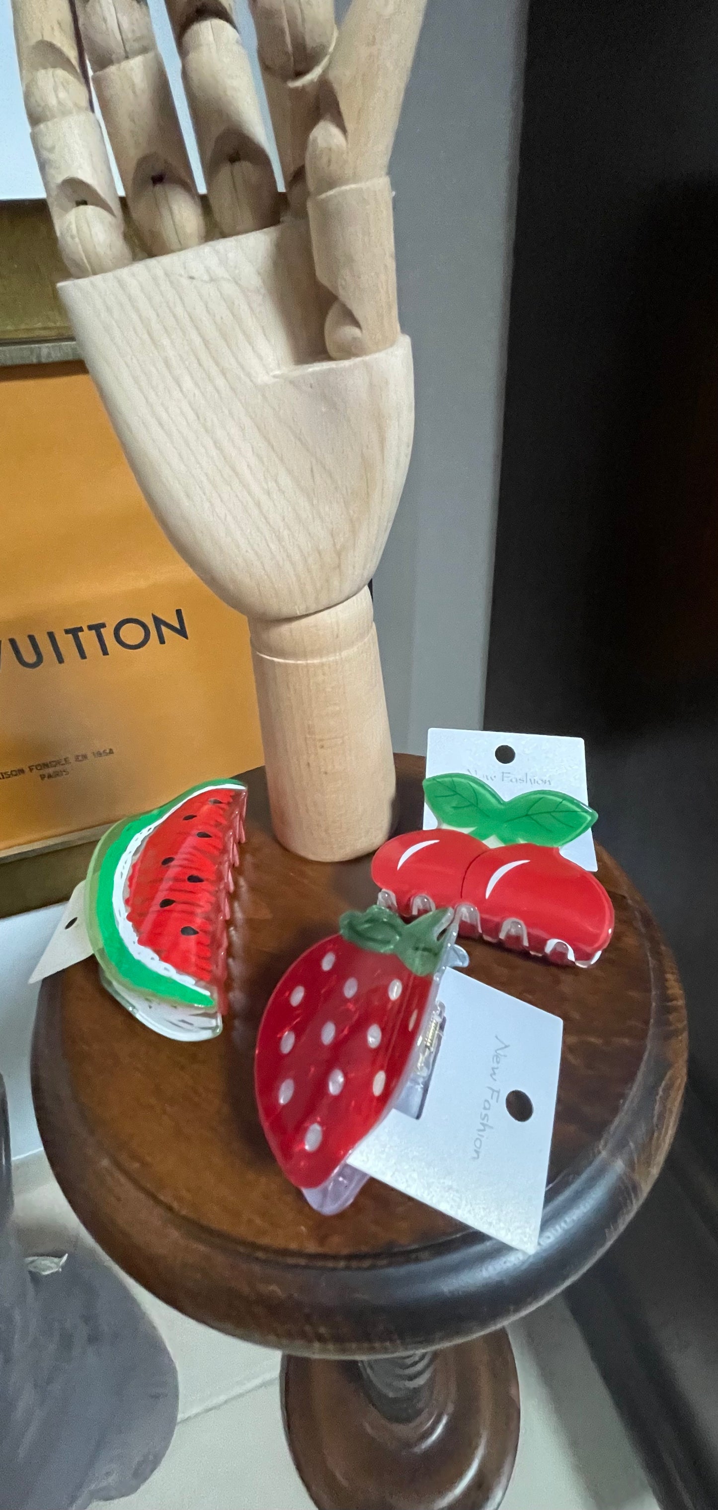 Fruity hair claw clips