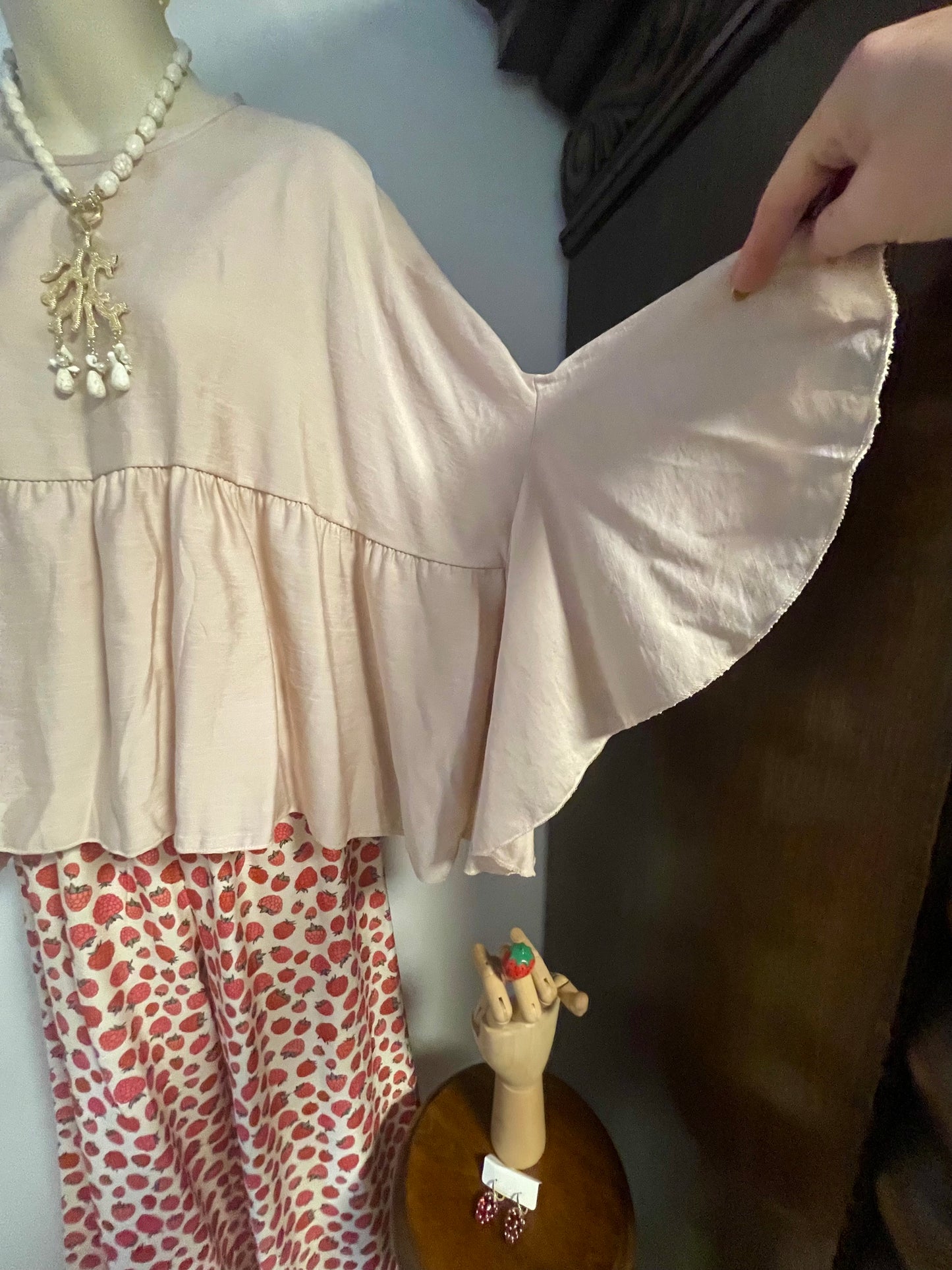 Strawberry wide leg pants